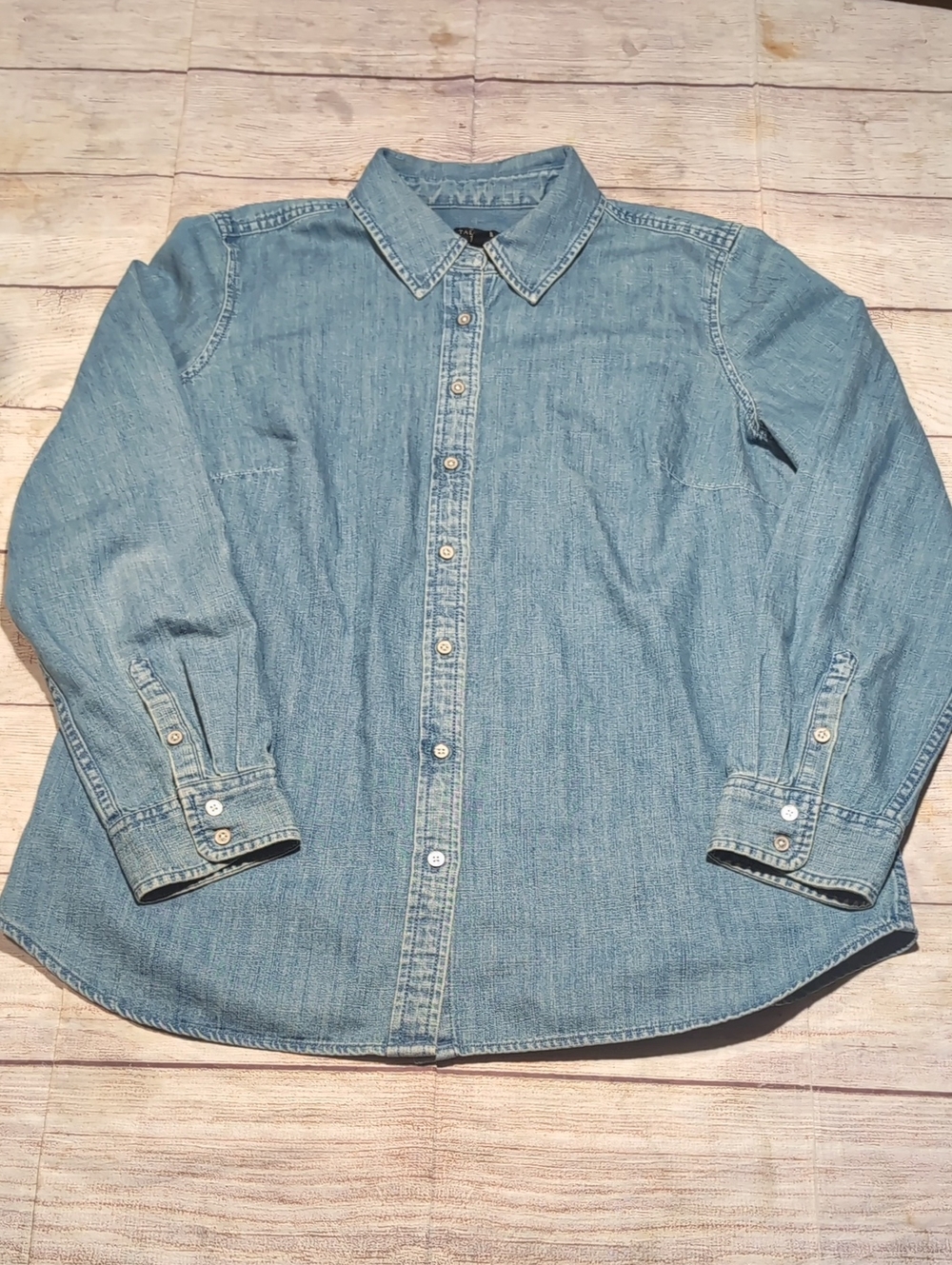 Talbots Petites Women's Blue Cotton Denim Button Down Size M Lightweight Shirt